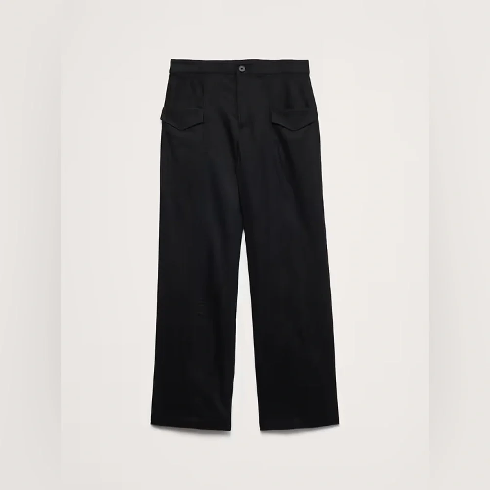 NWT! BANANA REPUBLIC BLACK HIGH-RISE STRAIGHT UTILITY PANT 875431 - Size 16🩷